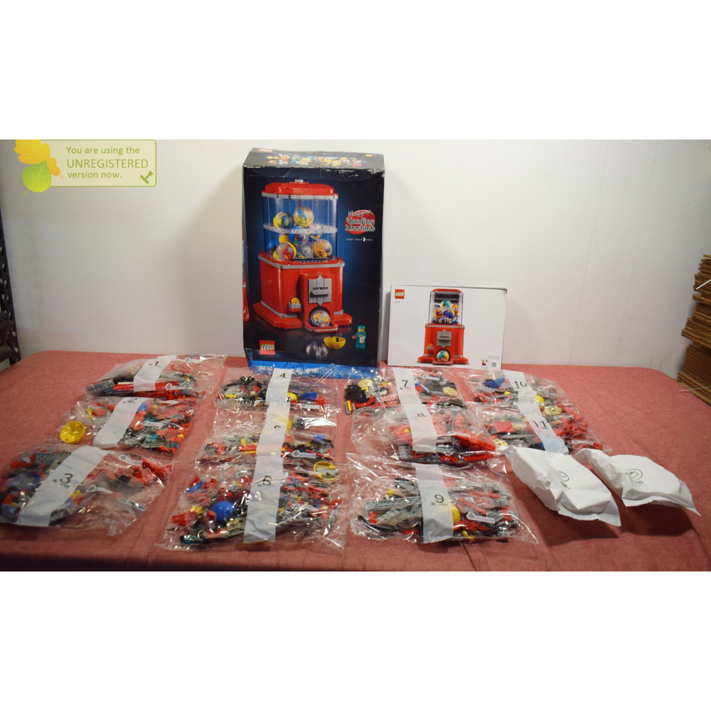 LEGO Ideas Minifigure Vending Machine 21358
